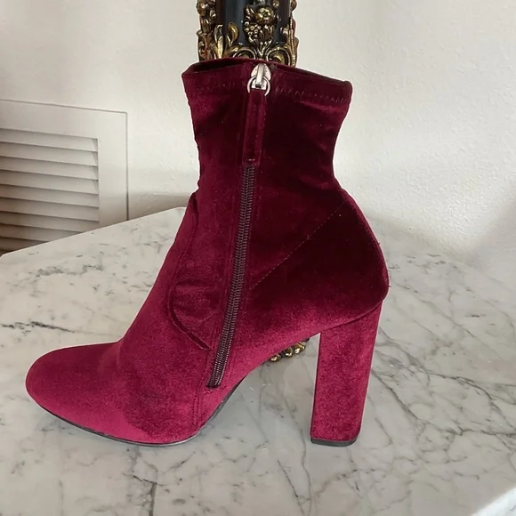 💜Steve Madden Velvet Heeled Boots  Booties- Rich Burgundy - Picture 5 of 5